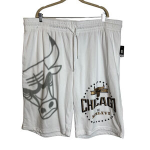 NBA Mens Jersey Knit Shorts Size 4XL Chicago Bulls White Gold New with Tags